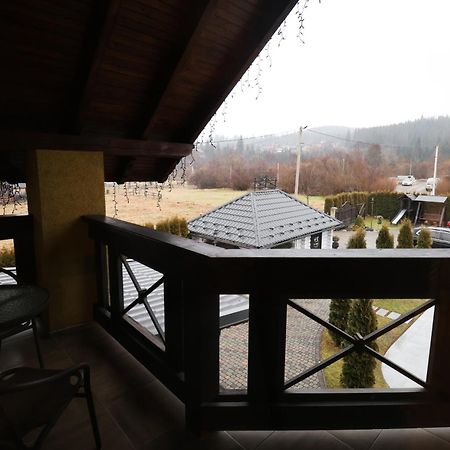 Willa Vip House Mikuliczyn Zewnętrze zdjęcie
