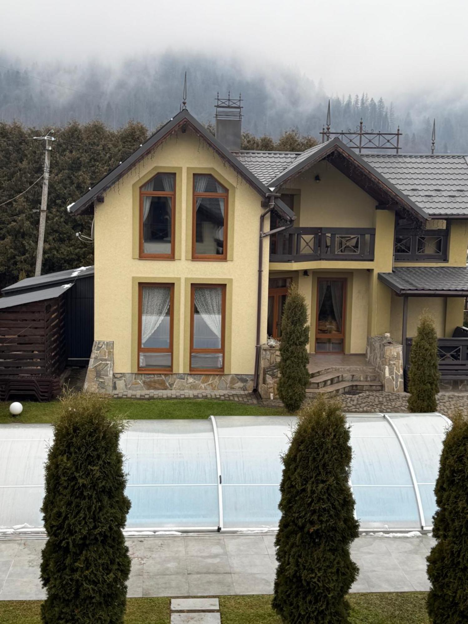 Willa Vip House Mikuliczyn Zewnętrze zdjęcie