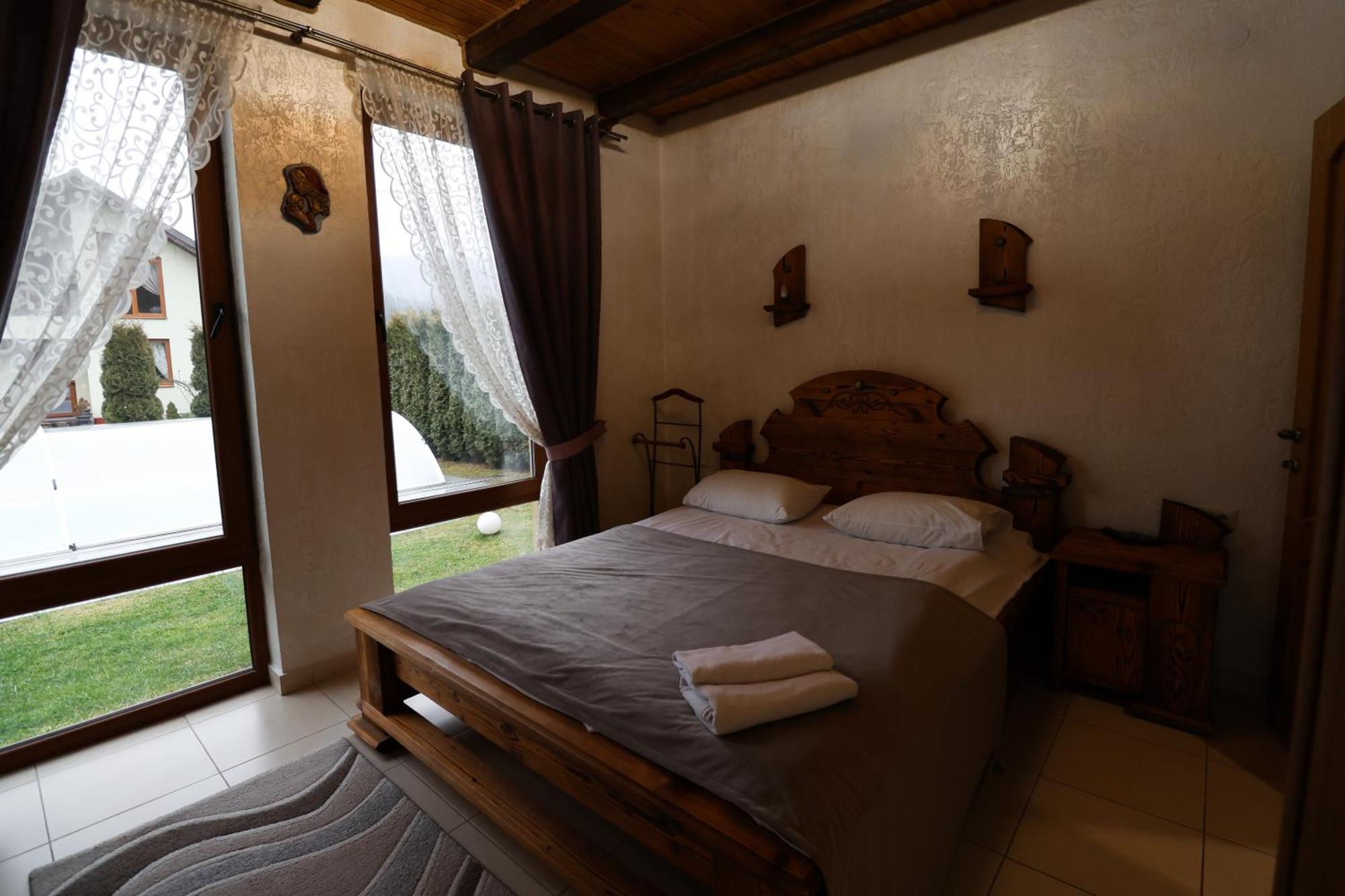 Willa Vip House Mikuliczyn Zewnętrze zdjęcie