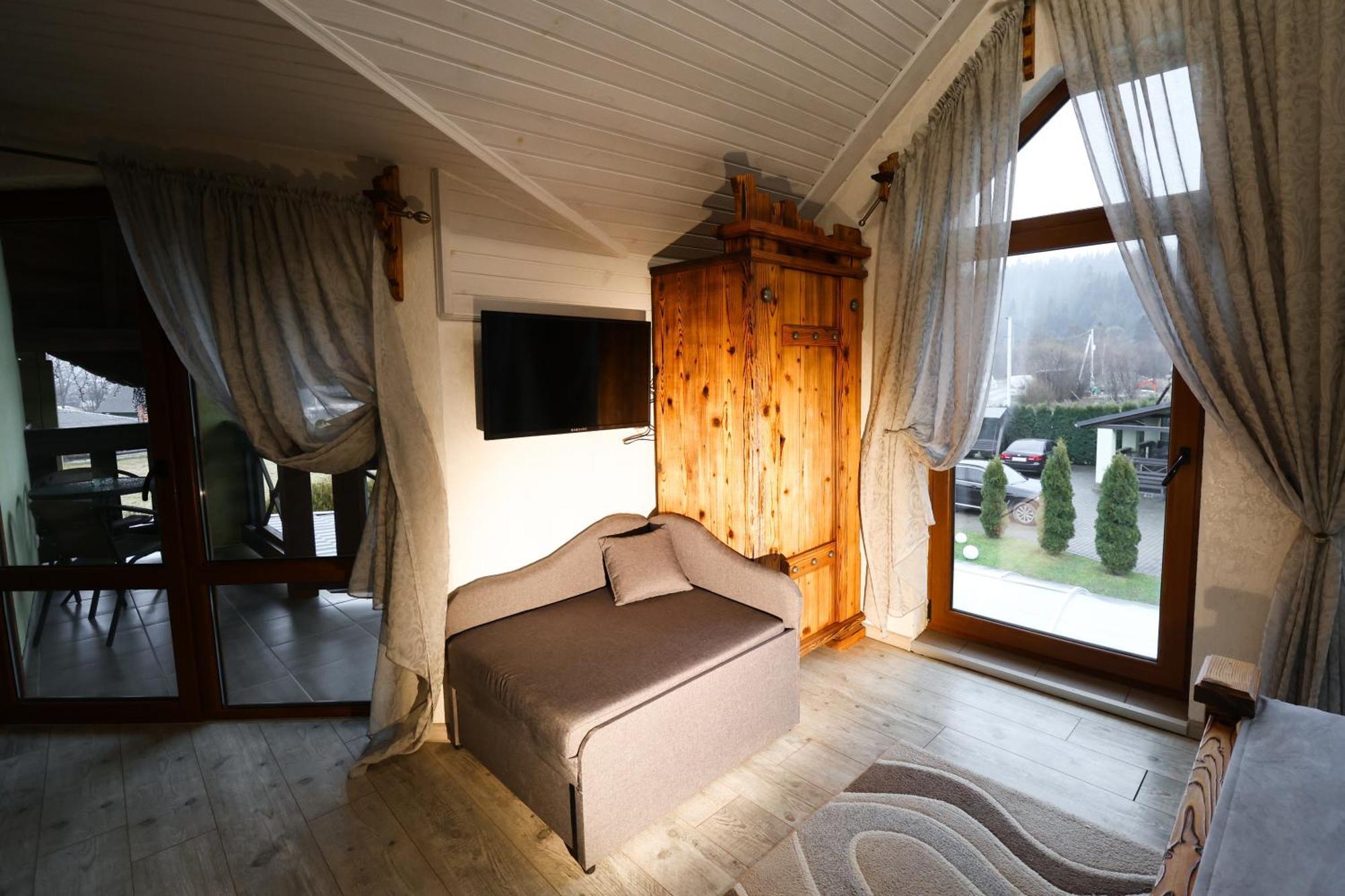 Willa Vip House Mikuliczyn Zewnętrze zdjęcie
