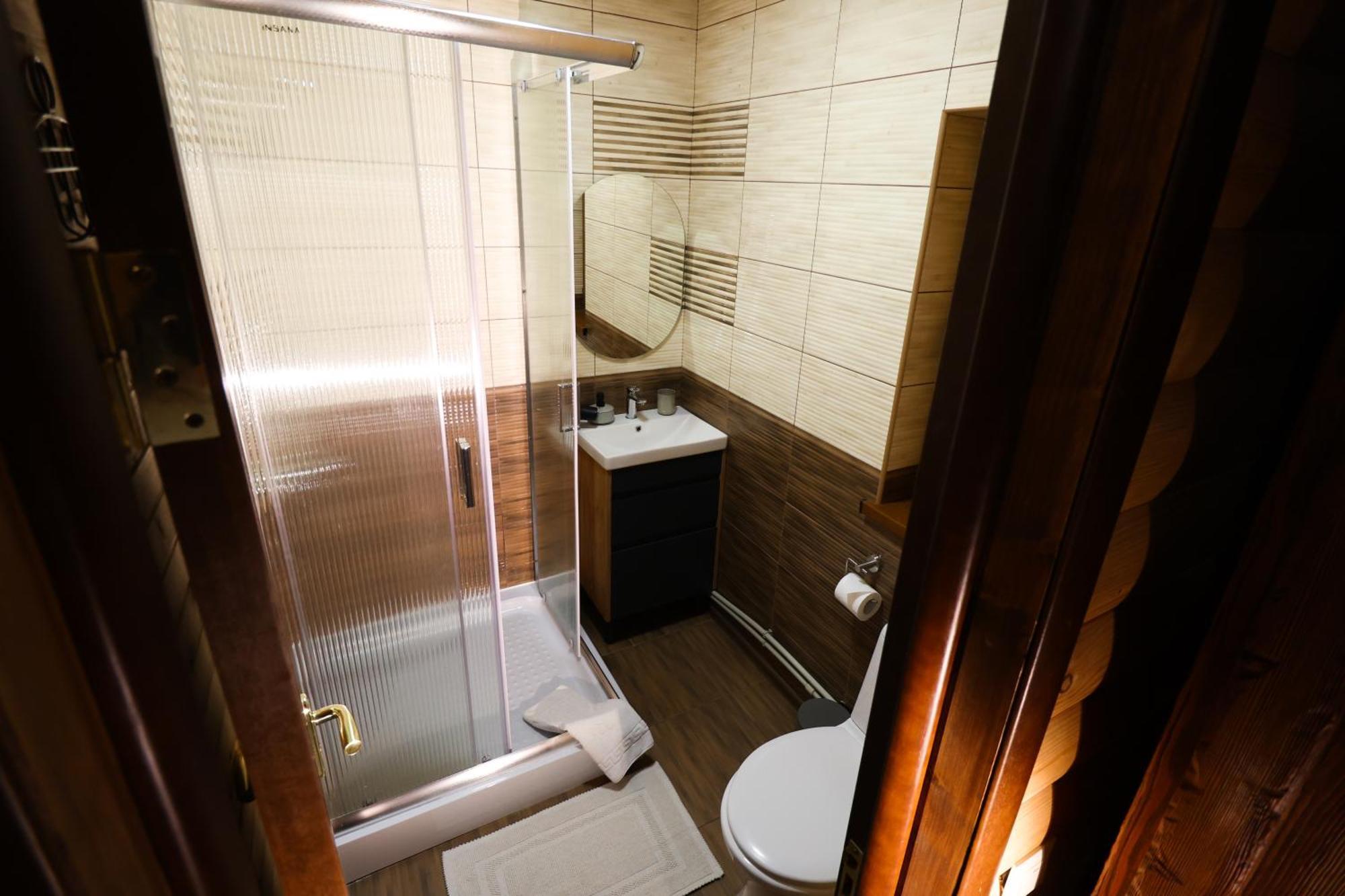 Willa Vip House Mikuliczyn Zewnętrze zdjęcie
