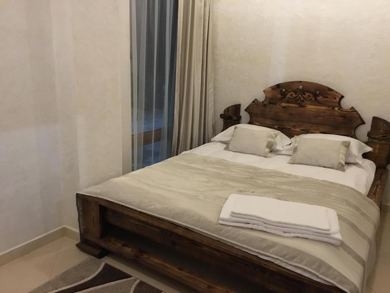 Willa Vip House Mikuliczyn Zewnętrze zdjęcie